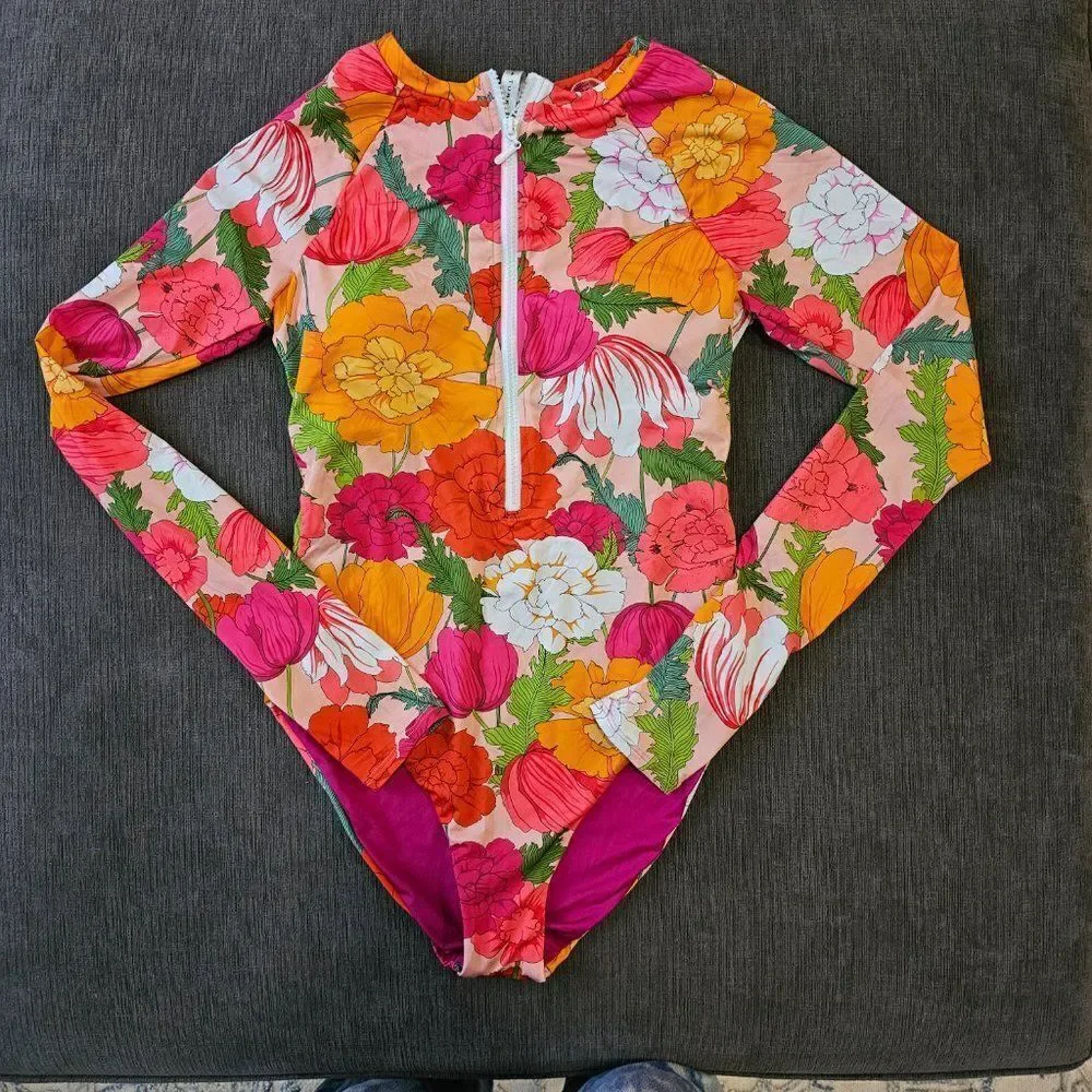 Trina Turk Women's Floral Print Long Sleeves Paddle Suit Swimsuit Size Medium